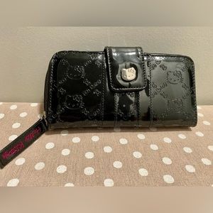 Hello Kitty x Loungefly Black Patent Wallet Clutch